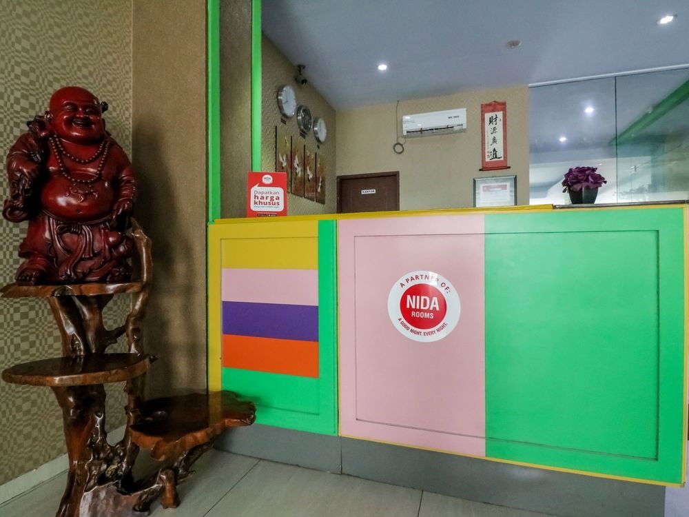 Nida Rooms Makassar Jampea 19536 Екстериор снимка