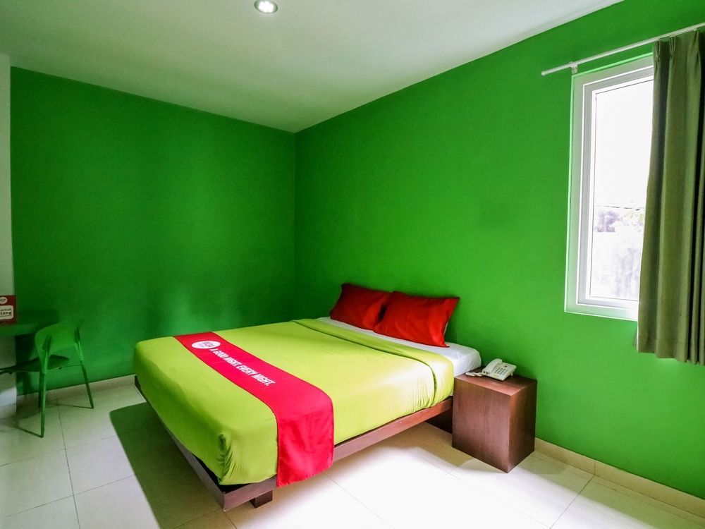 Nida Rooms Makassar Jampea 19536 Екстериор снимка